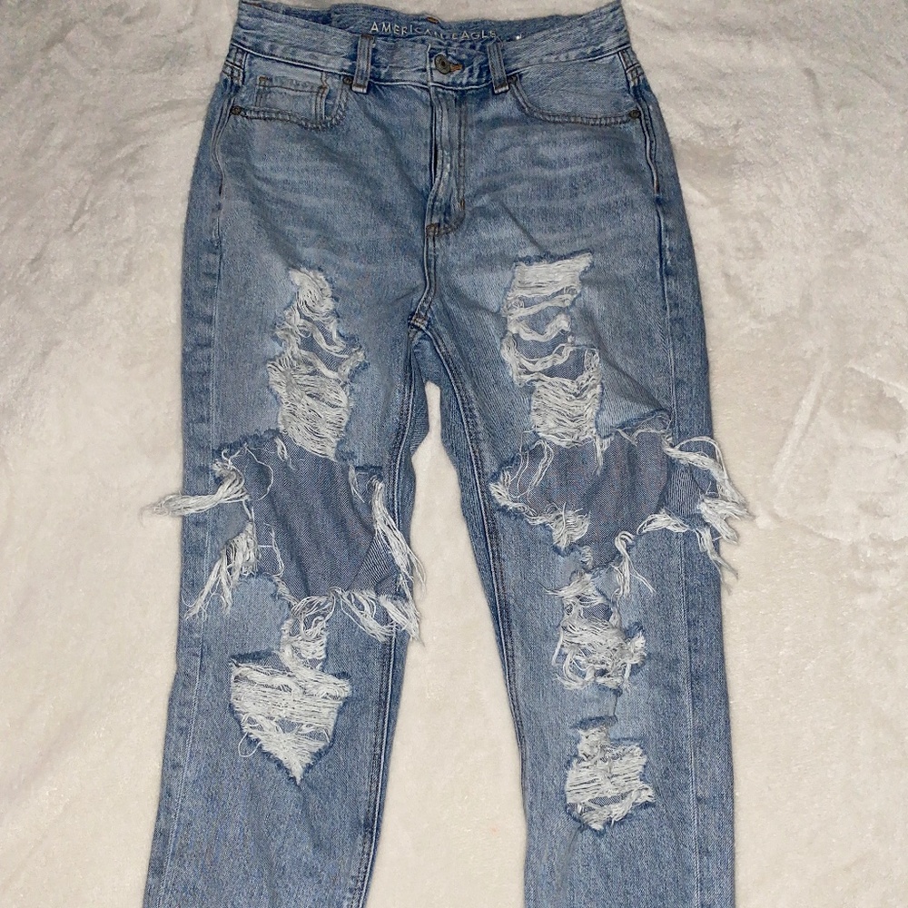 American Eagle Mom Jean